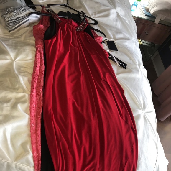 Dress - Picture 3 of 3